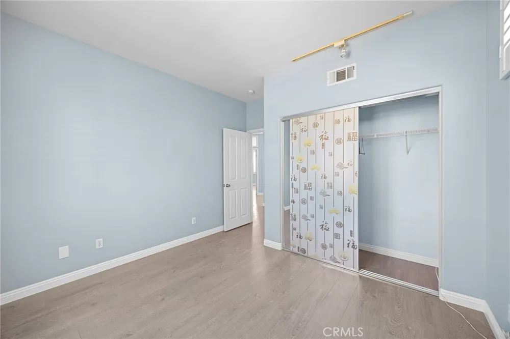 43 Del Carlo Irvine, CA 92606