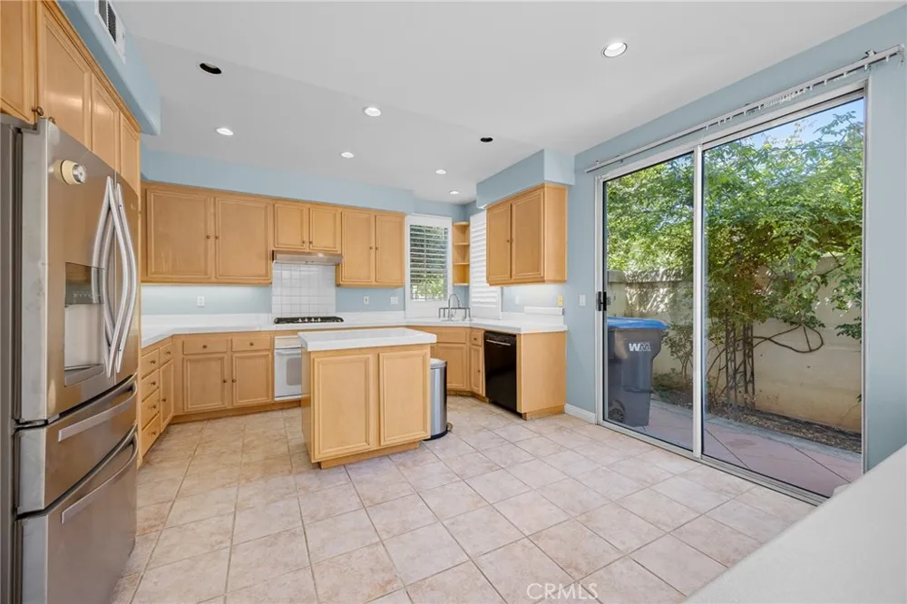 43 Del Carlo Irvine, CA 92606