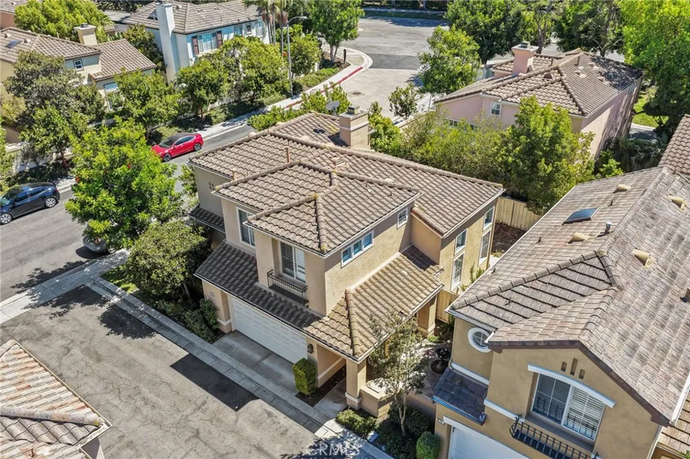 43 Del Carlo Irvine, CA 92606