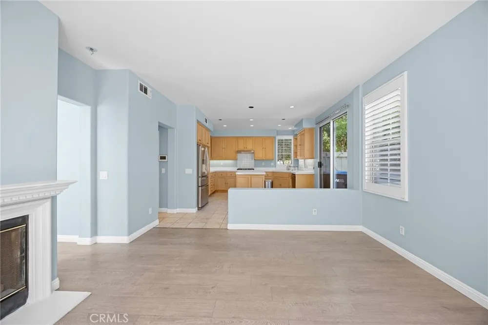 43 Del Carlo Irvine, CA 92606