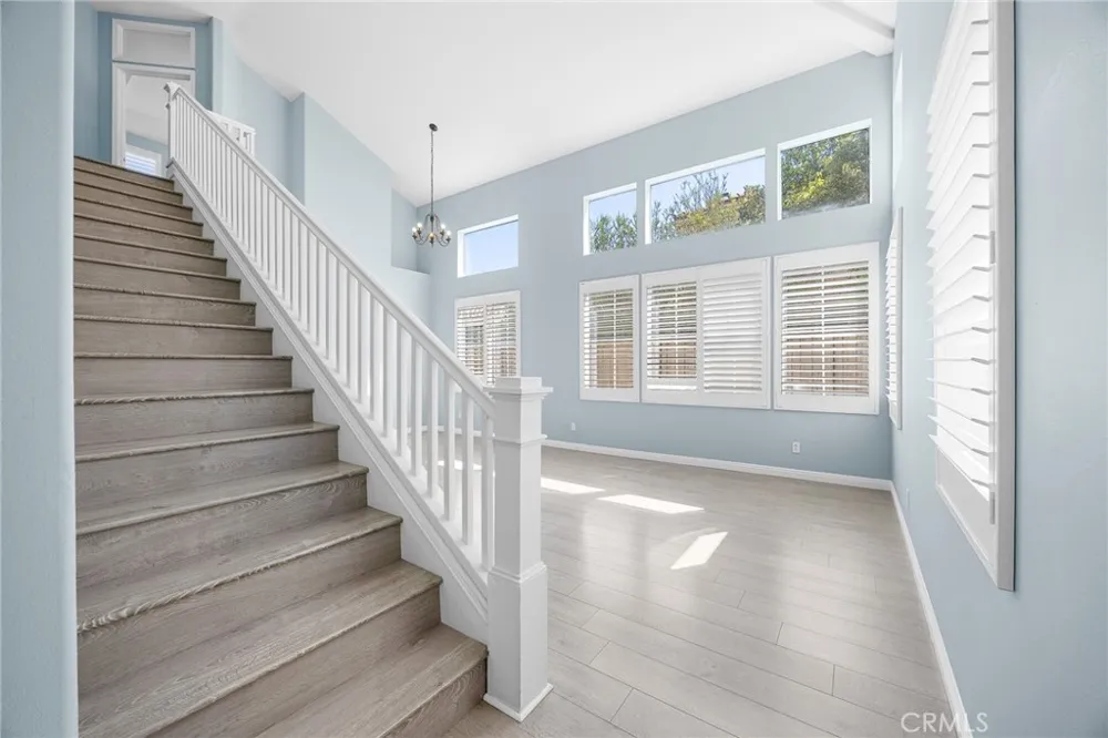 43 Del Carlo Irvine, CA 92606