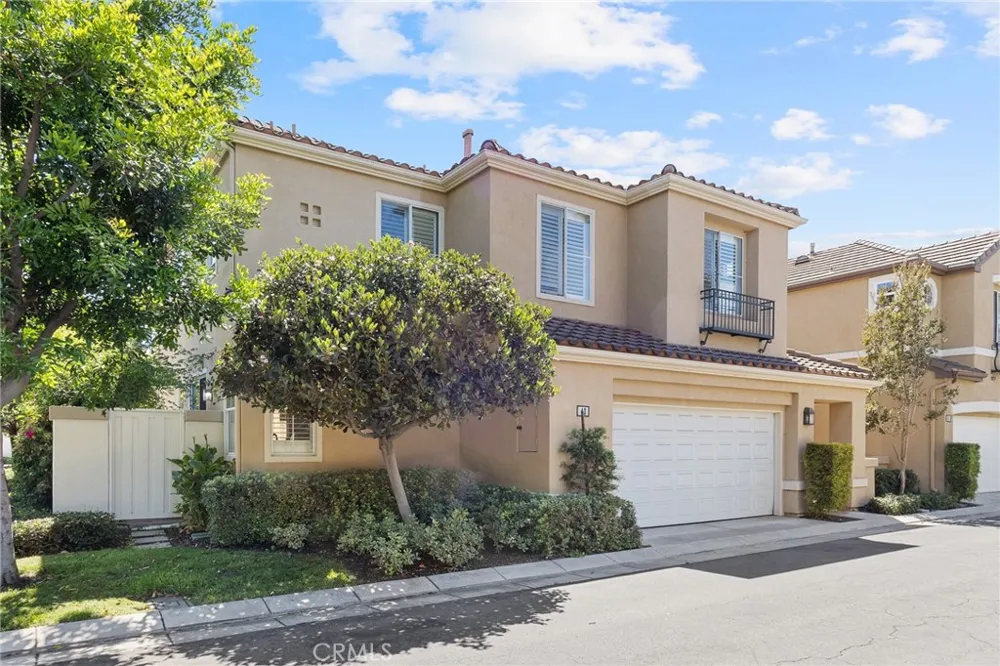 43 Del Carlo Irvine, CA 92606