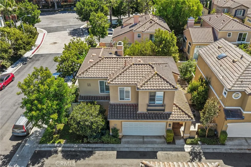 43 Del Carlo Irvine, CA 92606