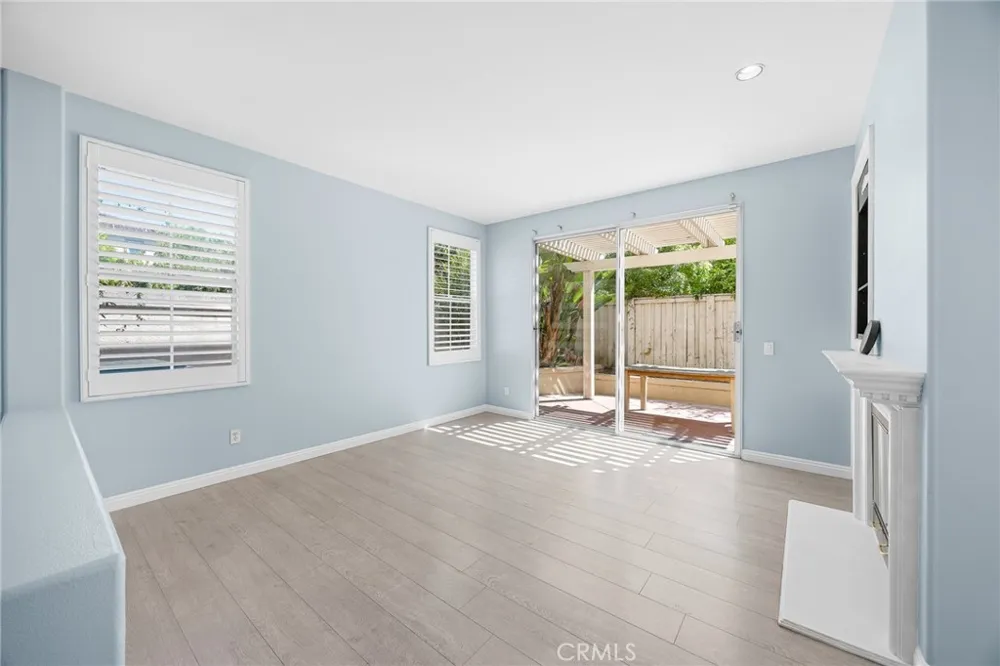 43 Del Carlo Irvine, CA 92606