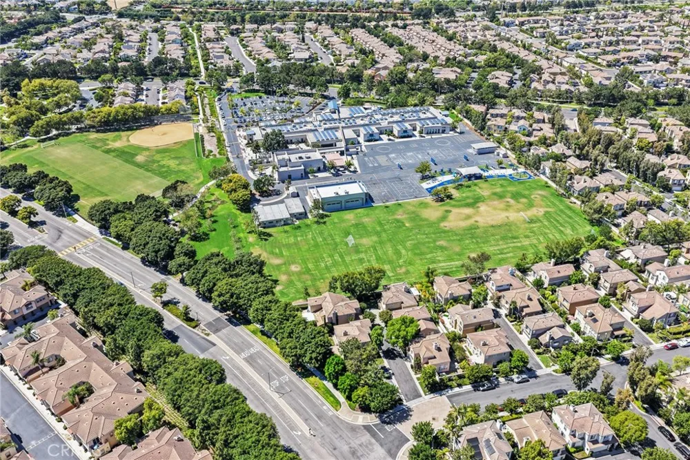 43 Del Carlo Irvine, CA 92606