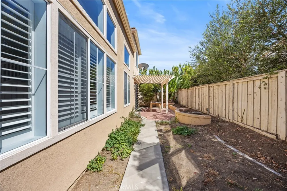 43 Del Carlo Irvine, CA 92606