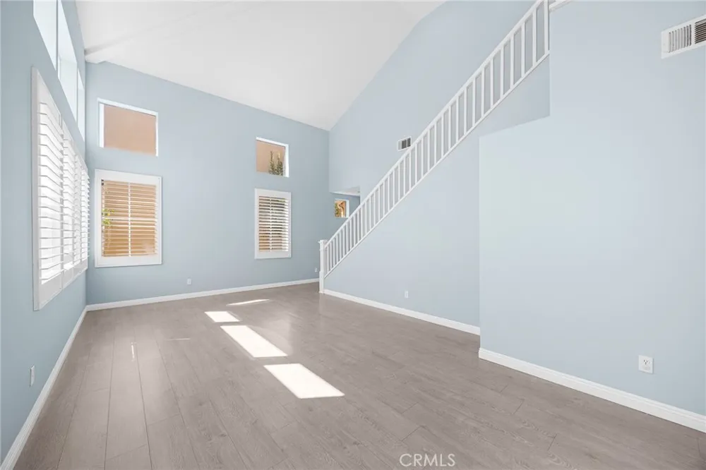 43 Del Carlo Irvine, CA 92606
