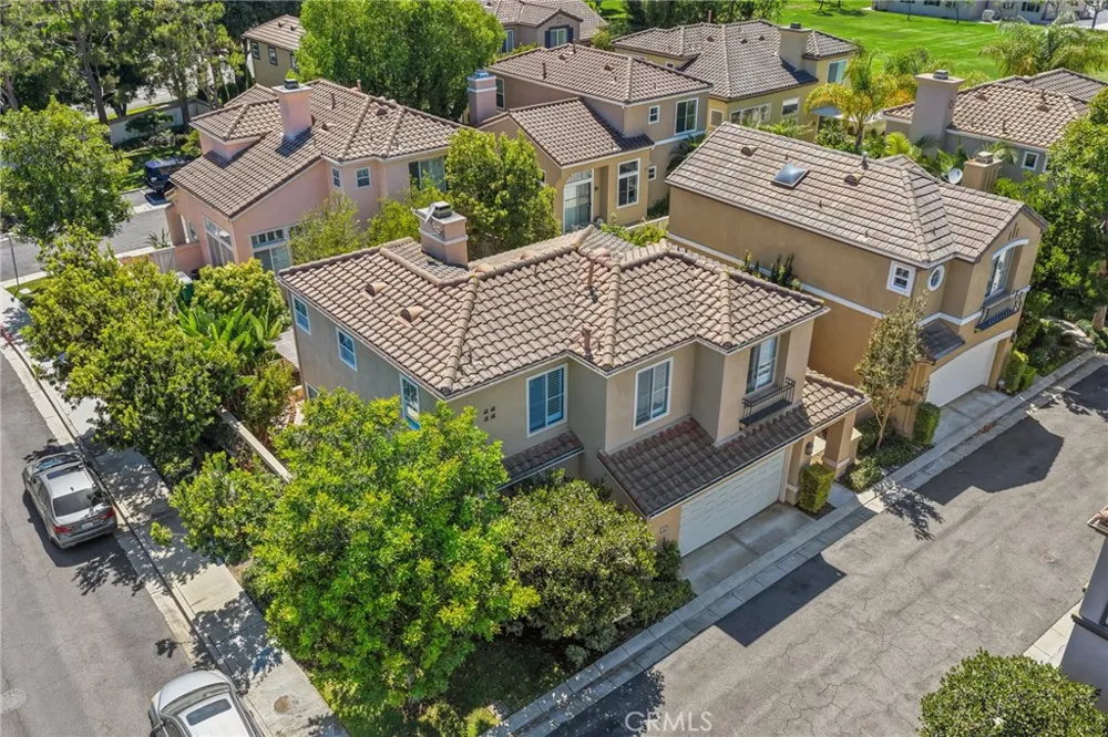 43 Del Carlo Irvine, CA 92606