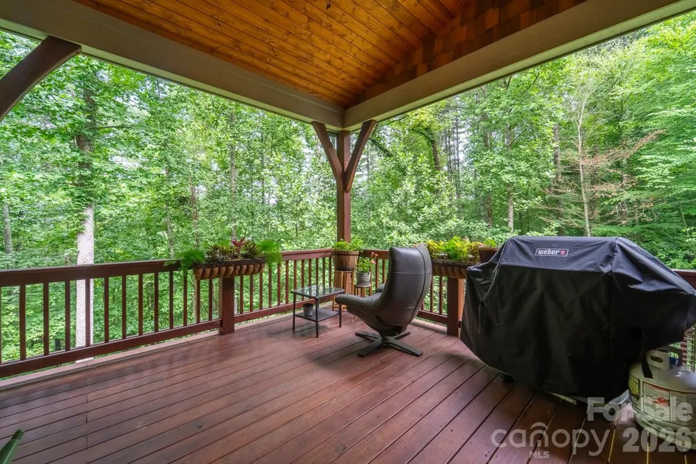 491 Rustling Woods Trail Cullowhee, NC 28723