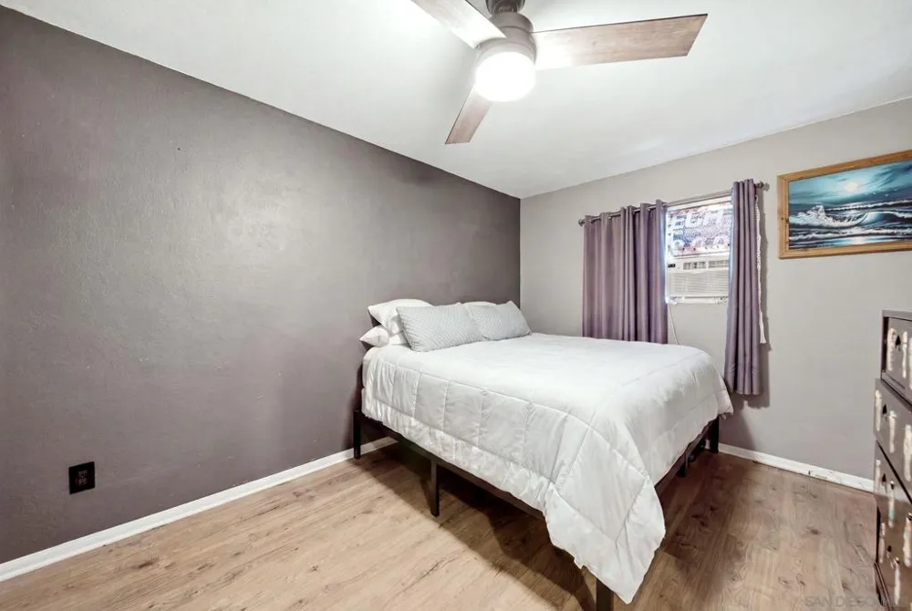 8852 Railroad Ave Santee, CA 92071