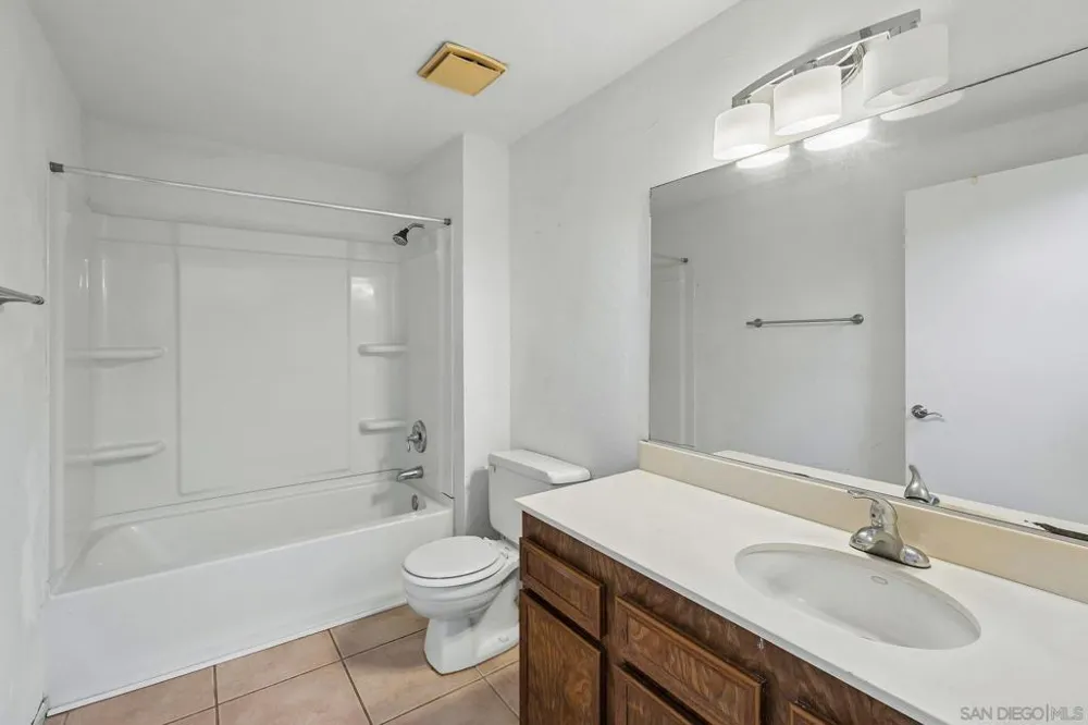 15834 Davis Cup Ln Ramona, CA 92065