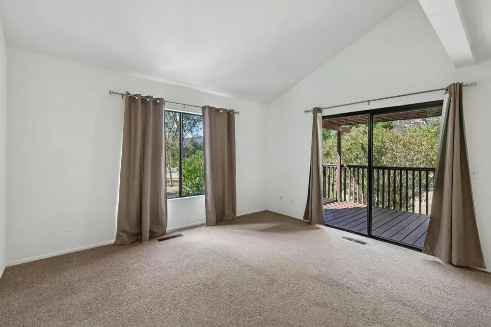 15834 Davis Cup Ln Ramona, CA 92065