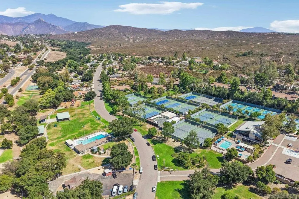 15834 Davis Cup Ln Ramona, CA 92065