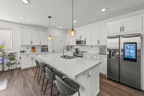 785 Vada St. ##1