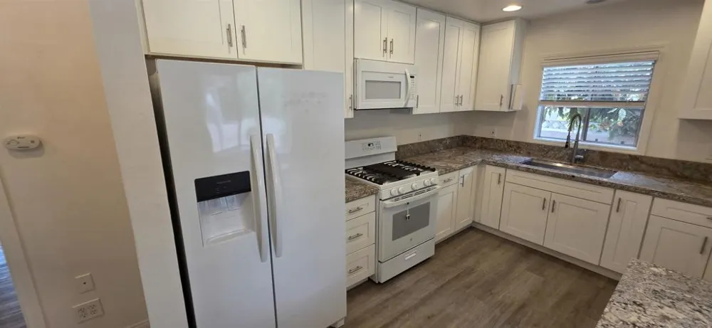 7060 Glenroy St San Diego, CA 92120