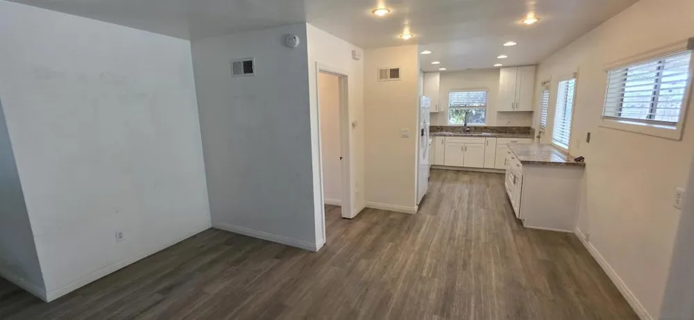 7060 Glenroy St San Diego, CA 92120