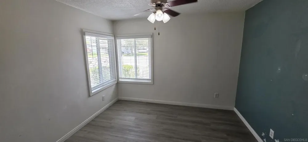 7060 Glenroy St San Diego, CA 92120