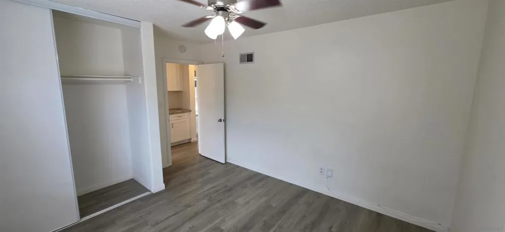 7060 Glenroy St San Diego, CA 92120