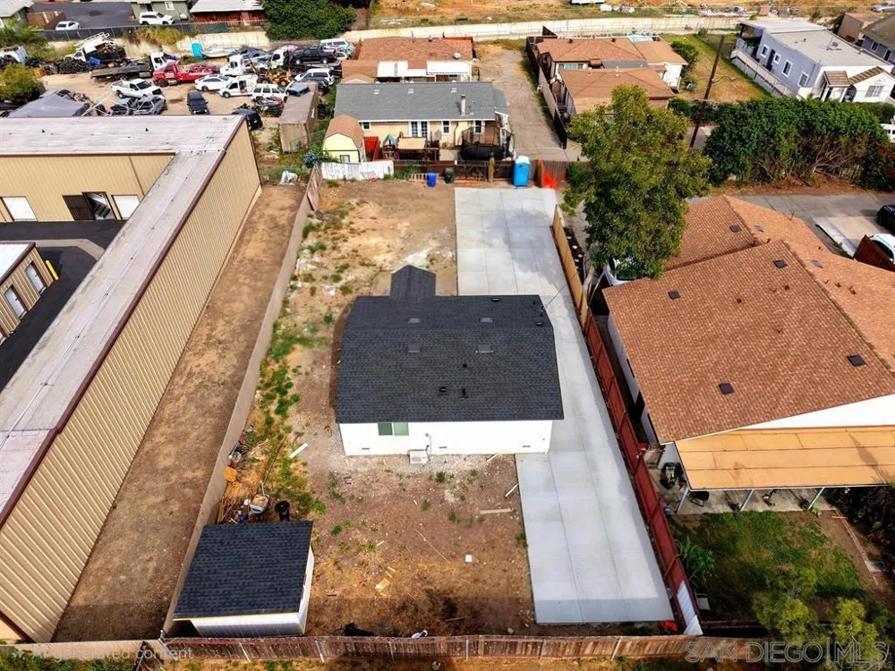 8836 Valencia st Spring Valley, CA 91977