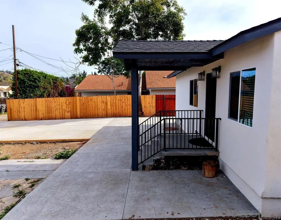 8836 Valencia st Spring Valley, CA 91977