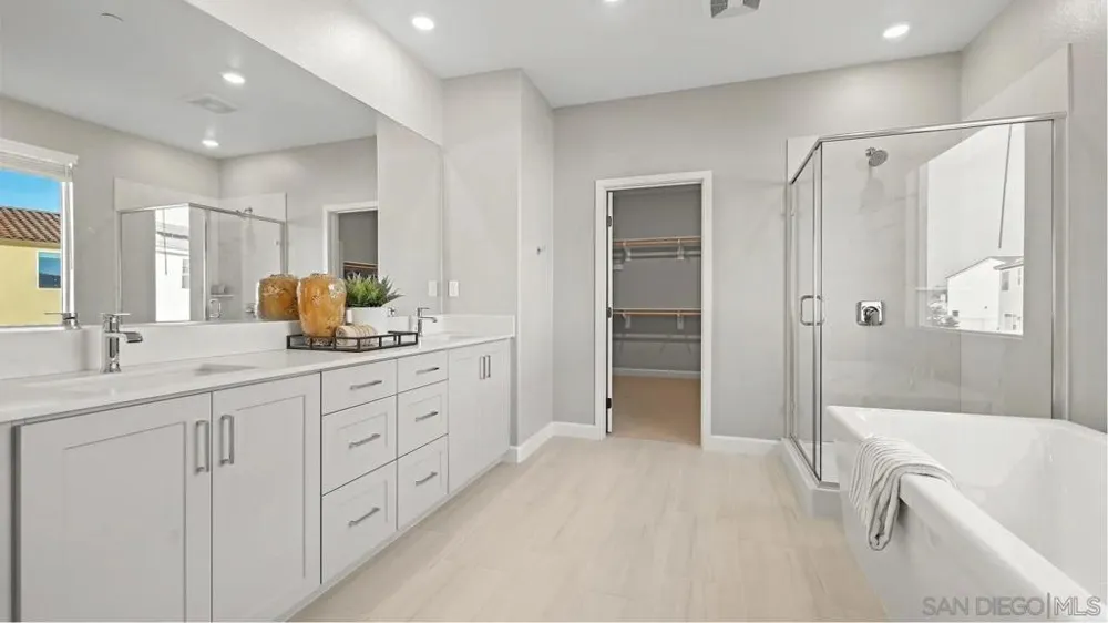 11017 Hill Meadow Court Lakeside, CA 92040