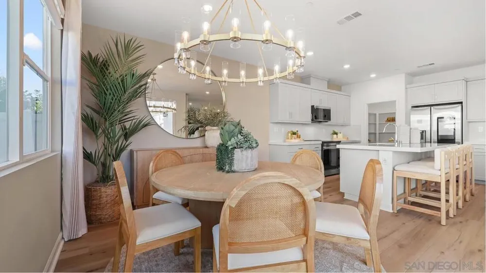 11017 Hill Meadow Court Lakeside, CA 92040