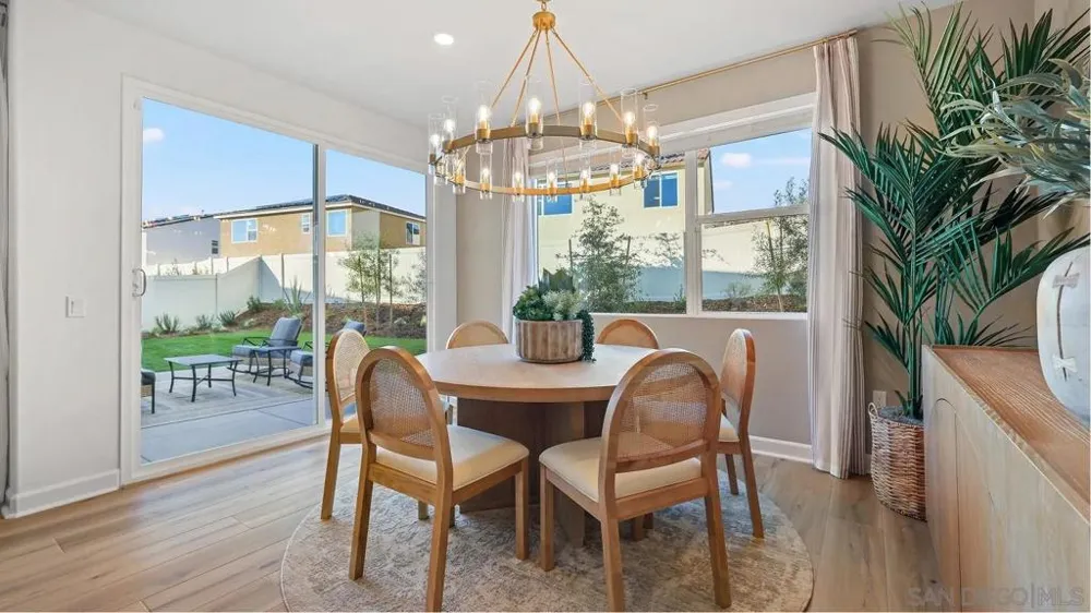 11017 Hill Meadow Court Lakeside, CA 92040