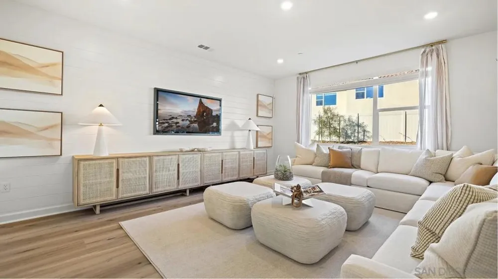 11017 Hill Meadow Court Lakeside, CA 92040