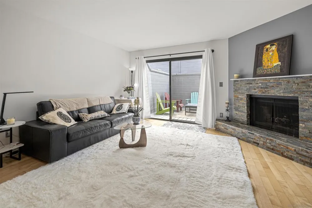 814 AMERICA WAY Del Mar, CA 92014