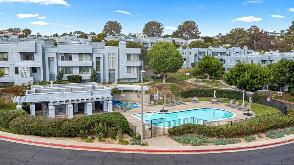 814 AMERICA WAY Del Mar, CA 92014