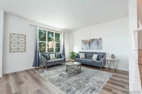 1360 Santa Victoria #2