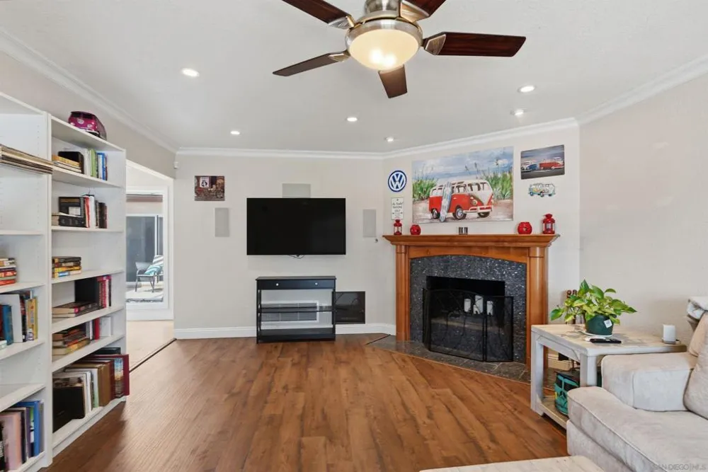 5162 Catoctin Dr San Diego, CA 92115