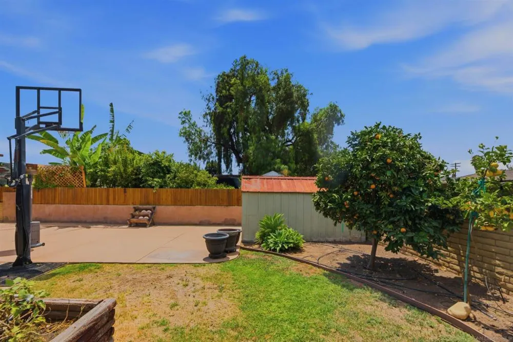 5162 Catoctin Dr San Diego, CA 92115