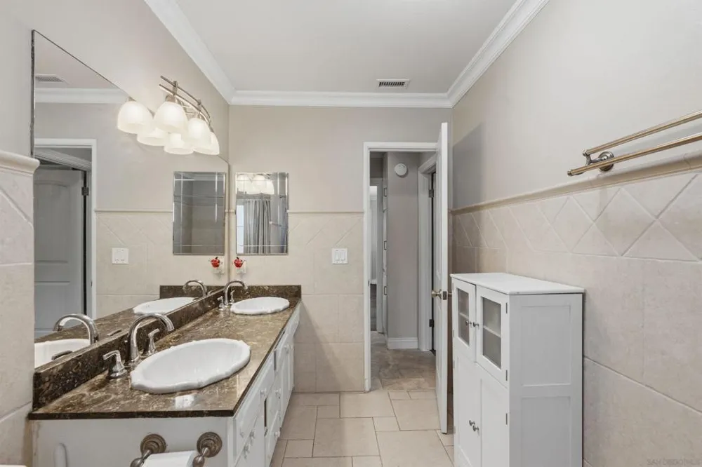 5162 Catoctin Dr San Diego, CA 92115
