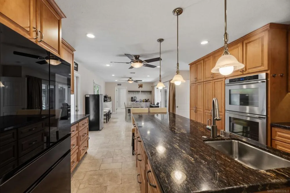 5162 Catoctin Dr San Diego, CA 92115