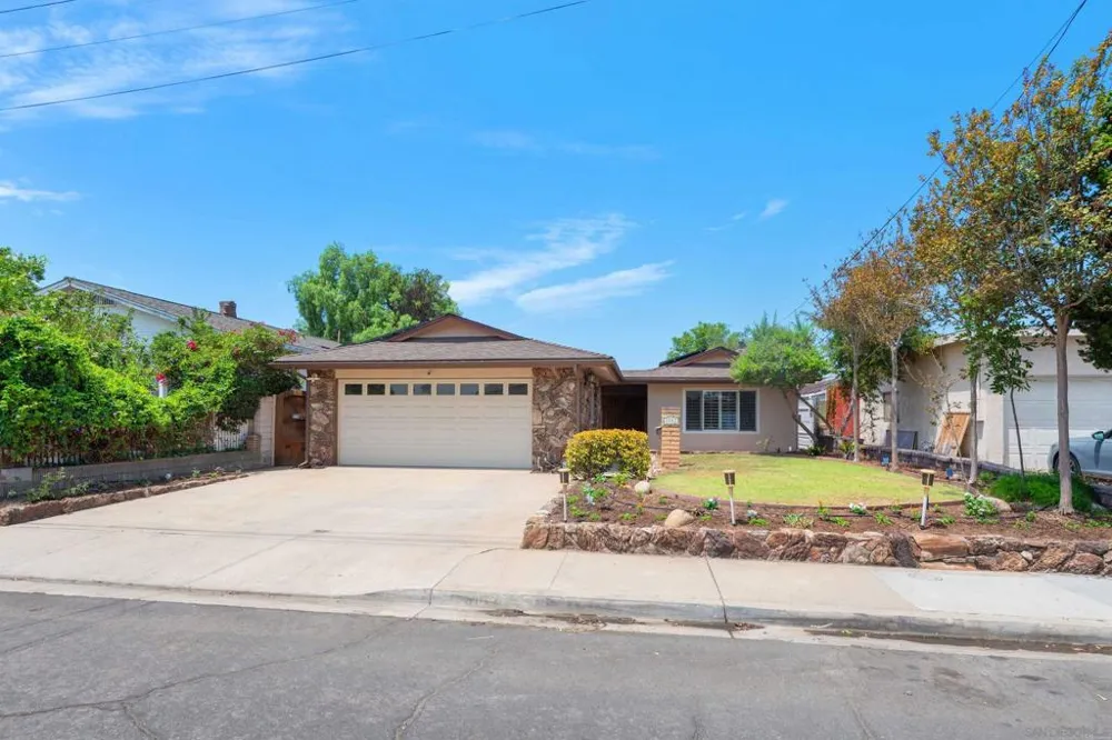 5162 Catoctin Dr San Diego, CA 92115