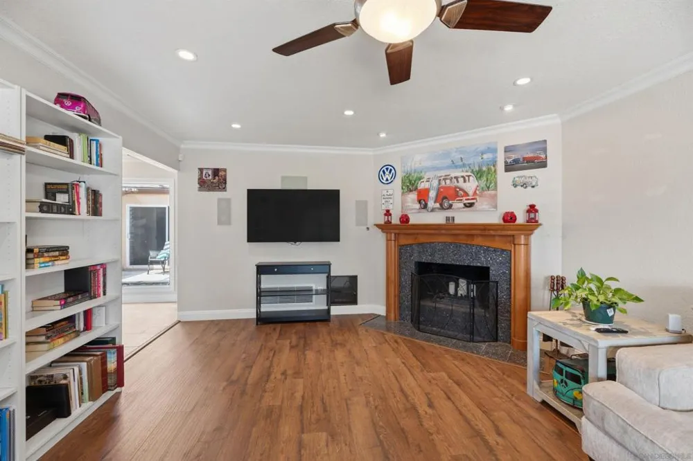 5162 Catoctin Dr San Diego, CA 92115