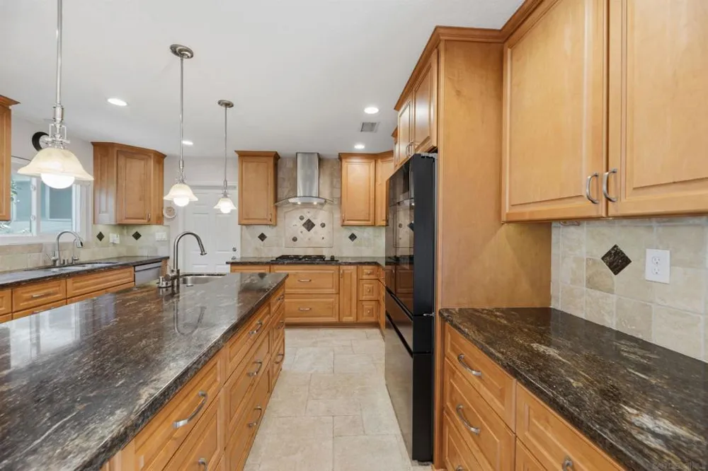5162 Catoctin Dr San Diego, CA 92115