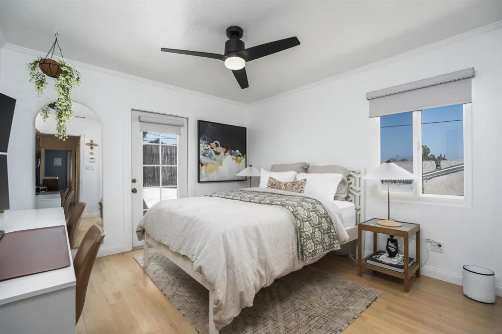4138 Massachusetts La Mesa, CA 91941