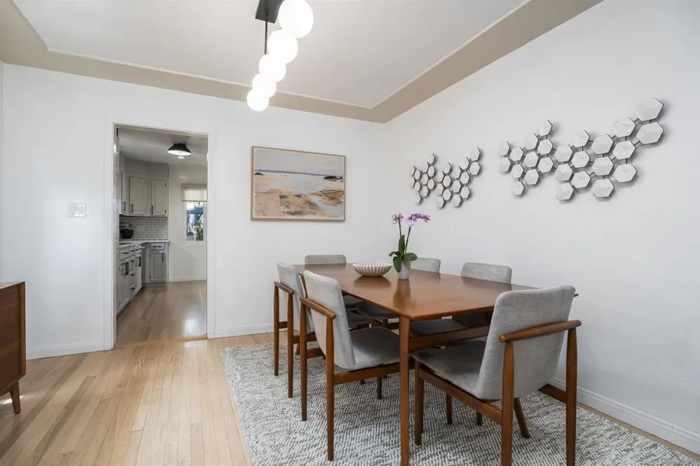 4138 Massachusetts La Mesa, CA 91941