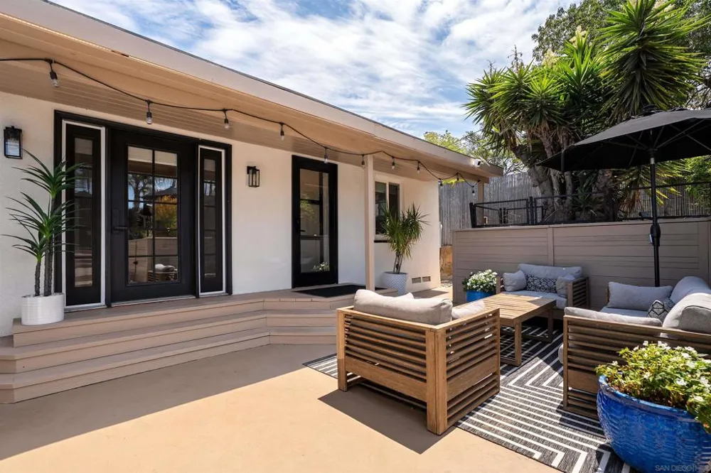 4138 Massachusetts La Mesa, CA 91941