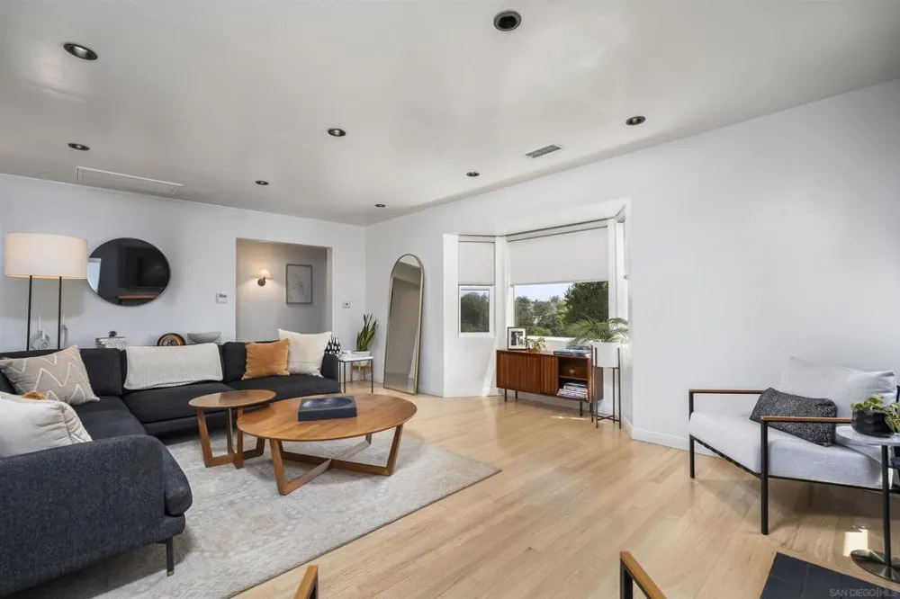 4138 Massachusetts La Mesa, CA 91941