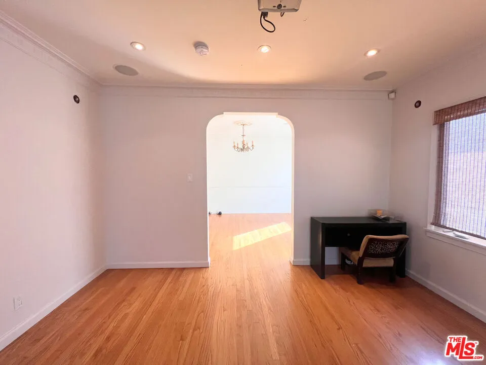 2652 S Bedford Street Los Angeles, CA 90034