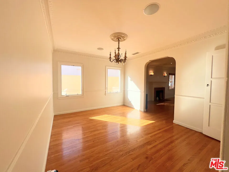 2652 S Bedford Street Los Angeles, CA 90034