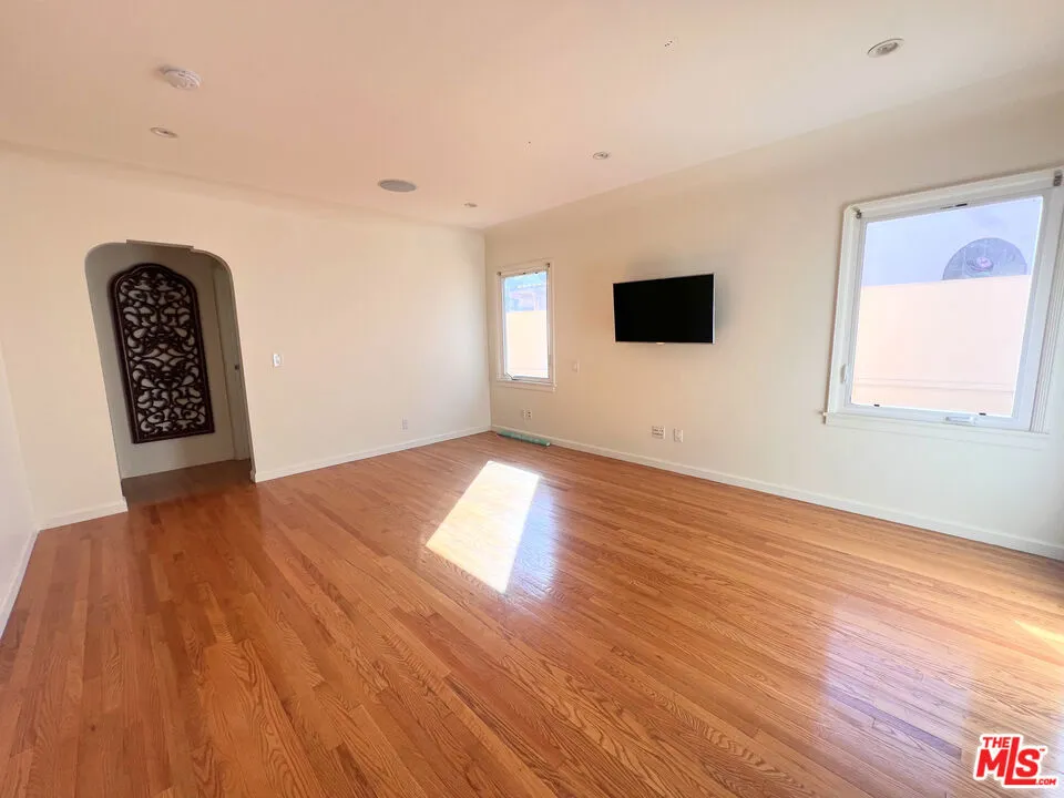 2652 S Bedford Street Los Angeles, CA 90034