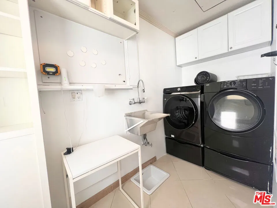 2652 S Bedford Street Los Angeles, CA 90034