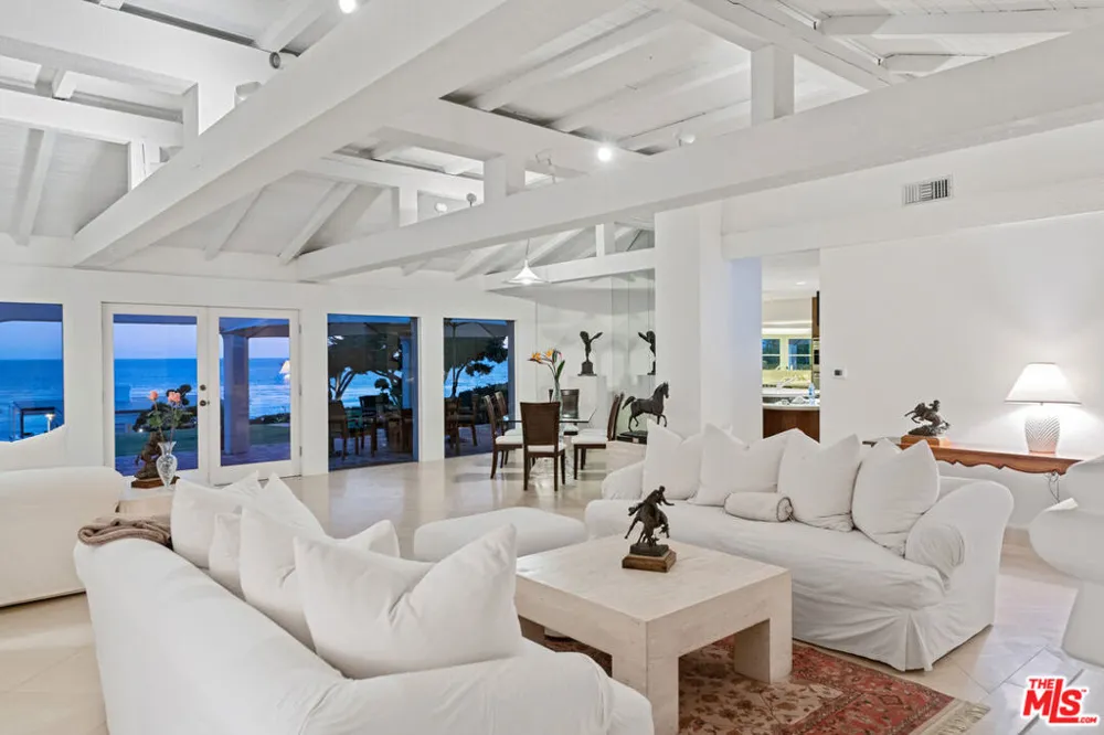 33800 Pacific Coast Highway Malibu, CA 90265