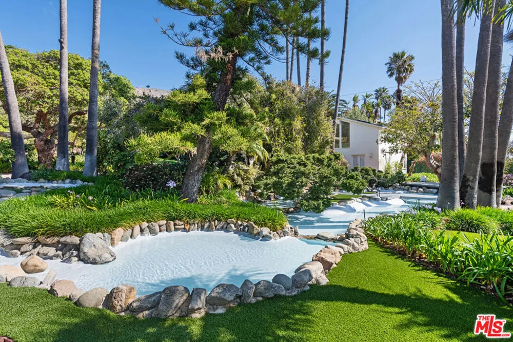 33800 Pacific Coast Highway Malibu, CA 90265