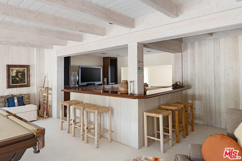 33800 Pacific Coast Highway Malibu, CA 90265