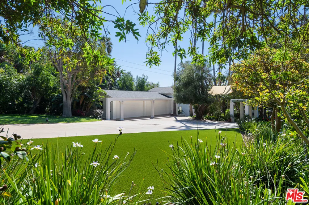 33800 Pacific Coast Highway Malibu, CA 90265